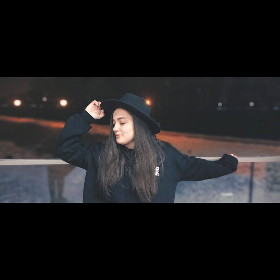 Anamaria T.